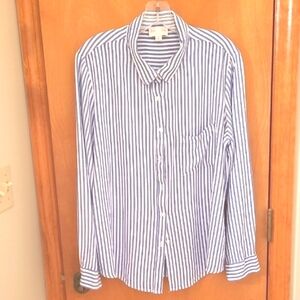 Jun & Iv Blue and White Casual Button Down